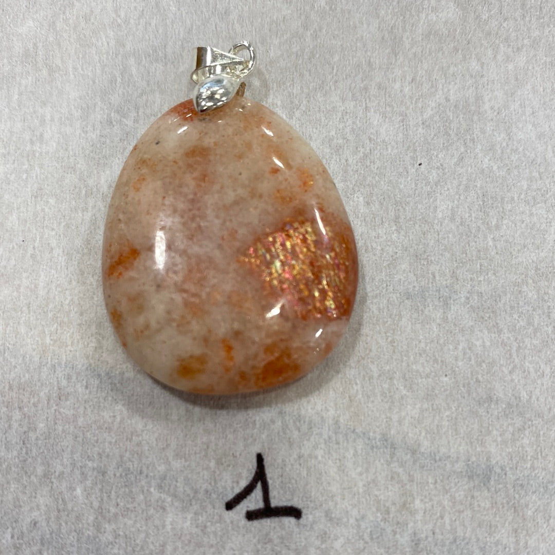 PENDENTIF - PIERRE DU SOLEIL
