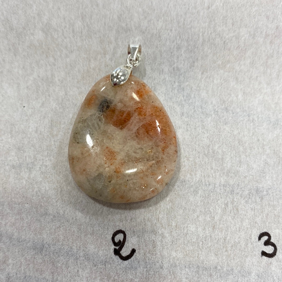 PENDENTIF - PIERRE DU SOLEIL