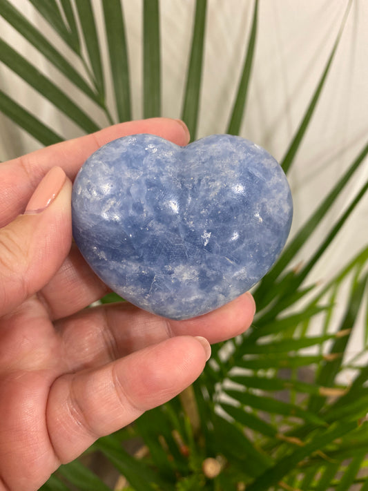 Coeur en Calcite Bleue