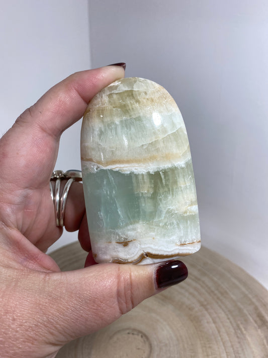 Forme libre - Calcite pistache