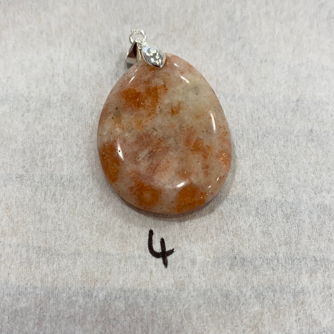 PENDENTIF - PIERRE DU SOLEIL