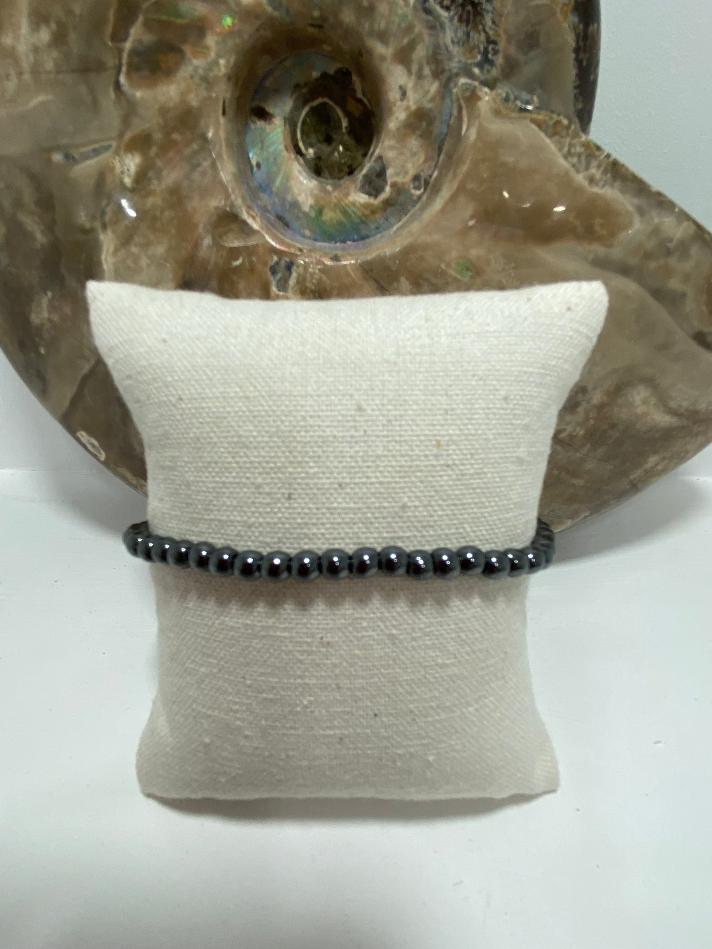 BRACELET - HEMATITE