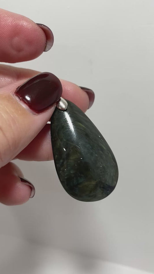 Pendentif - Obsidienne Manta Huichol